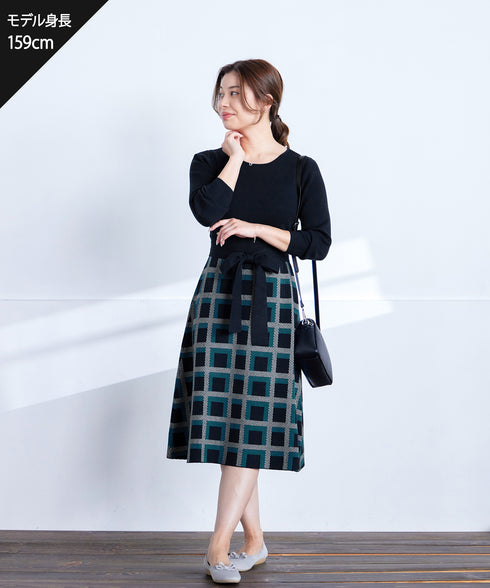 リボンベルト付きチェック柄ニットワンピース